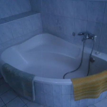 Terezia Guest-house Hotel Vonyarcvashegy